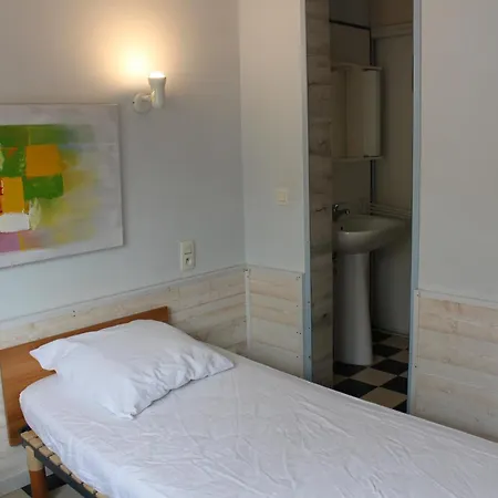 Magaly T3 A 50 M De La Et De Centre Avec Linge De Lit Et Menage Inclus Appartement *